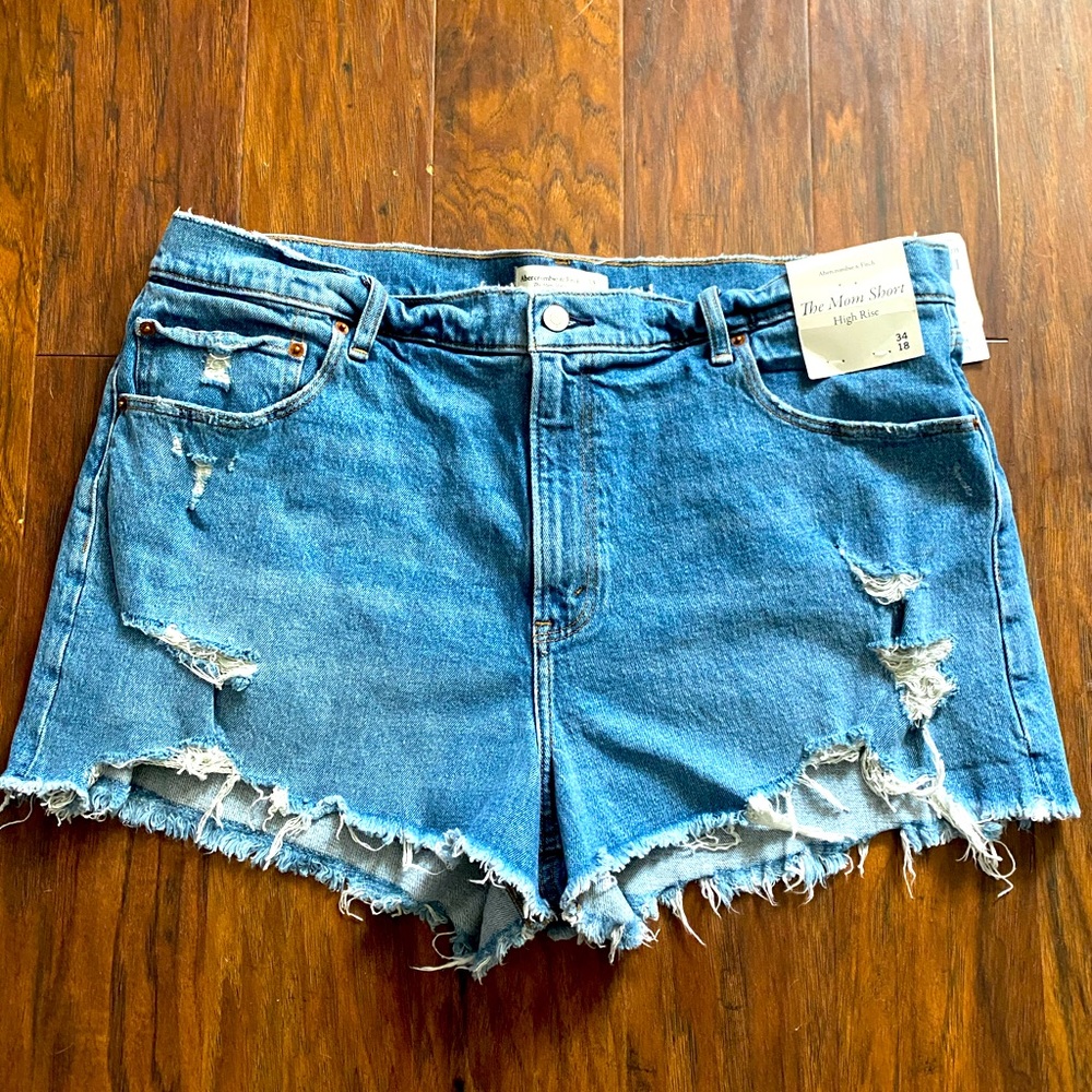 Size 18 Abercrombie High Rise Mom Shorts